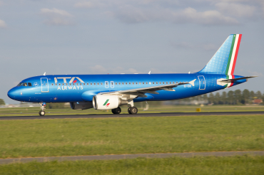 EI-EIE (4536) 2010 Airbus A320-216