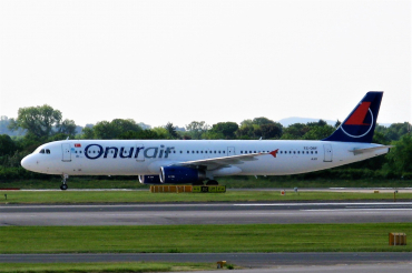 TC-OBF (963) 1999 Airbus A321-231