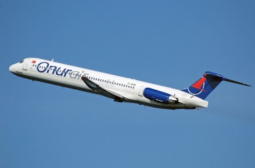 TC-ONM (53546) 1996 McDonnell Douglas MD-88