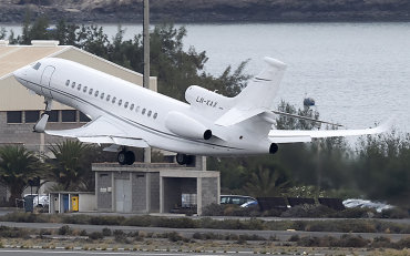 LN-XAX (456) 2019 Dassault Falcon 8X