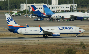 TC-SOE (61177) 2017 Boeing 737-8HC(WL)