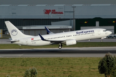 TC-SNI (29671) 2005 Boeing 737-8FH(WL)
