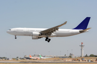 CS-TQP (211) 1998 Airbus A330-202