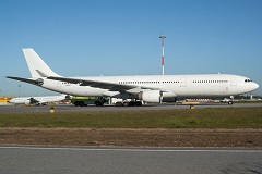 CS-TRI (127) 1996 Airbus A330-322