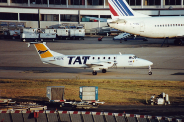 F-GLPK · Beechcraft 1900C · (ORY / LFPO)