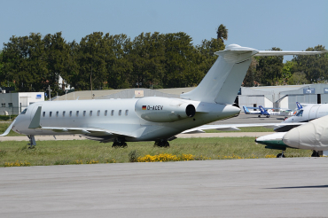D-ACEV (9084) 2000 Bombardier BD-700-1A10 Global Express