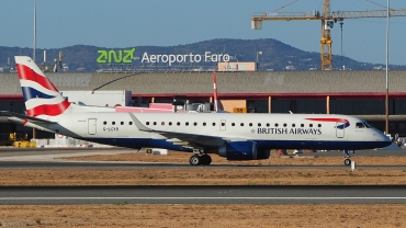 G-LCYR · Embraer 190-100SR · (FAO / LPFR)