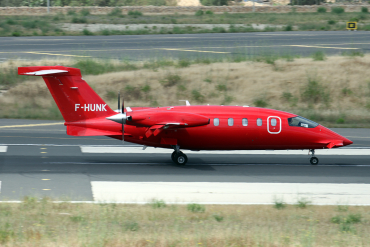 F-HUNK (1178) 2009 Piaggio P-180 Avanti II