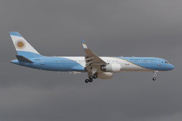ARG-01 (29306) 2000 Boeing 757-256(WL)