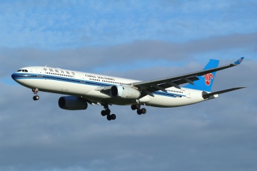 B-6086 (879) 2007 Airbus A330-343