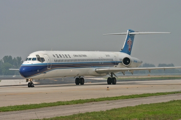 B-2151 · McDonnell Douglas MD-82 · (PEK / ZBAA)