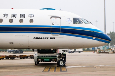 B-3206 (19000560) Embraer 190-100LR