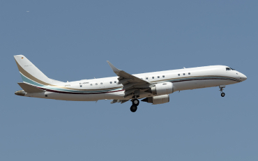 D-ANNI (19000611) Embraer 190 Lineage 1000