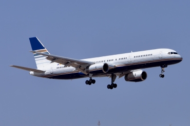 EC-HDS (26252) 1999 Boeing 757-256
