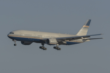 EC-MUA (25824) 2001 Boeing 777-212ER