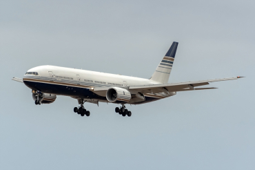 EC-MUA (25824) 2001 Boeing 777-212ER