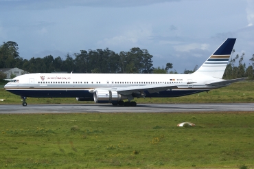 EC-LZO (27902) 1995 Boeing 767-35D(ER)
