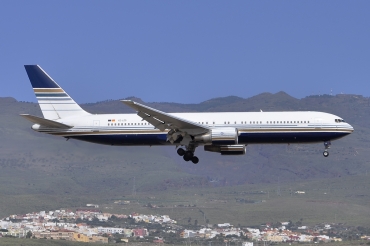 EC-LZO (27902) 1995 Boeing 767-35D(ER)