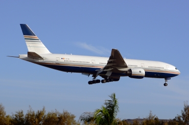 EC-MIA (28685) 2002 Boeing 777-28E(ER)