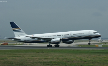 EC-ISY (26241) 1993 Boeing 757-256