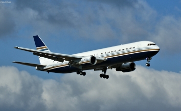 EC-LZO (27902) 1995 Boeing 767-35D(ER)