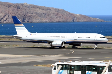 EC-HDS (26252) 1999 Boeing 757-256
