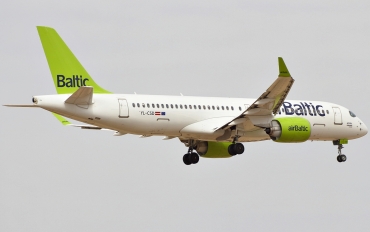 YL-CSD (cn 55006) Bombardier CS300