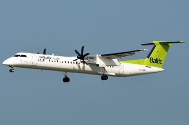 YL-BAI (cn 04302) Dash 8-Q402