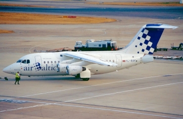 YL-BAK (cn E01223) BAe Avro RJ70