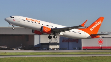 C-FMXA (43297) 2018 Boeing 737-8 MAX