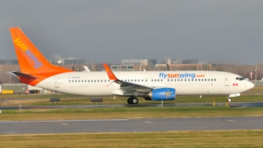 C-GFEH (41608) 2015 Boeing 737-8GS(WL)