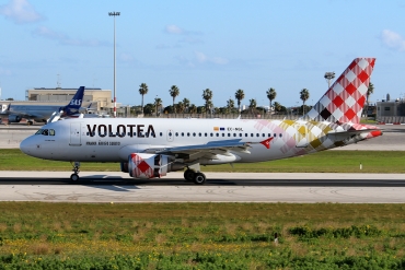 EC-NGL (cn 2879) Airbus A319-112