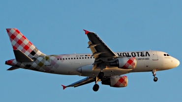 EC-NHP (2870) 2006 Airbus A319-111