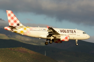 EC-MTF (2382) 2005 Airbus A319-111