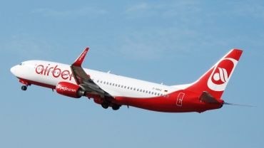 D-ABKQ · Boeing 737-86J(WL) · (FAO / LPFR)