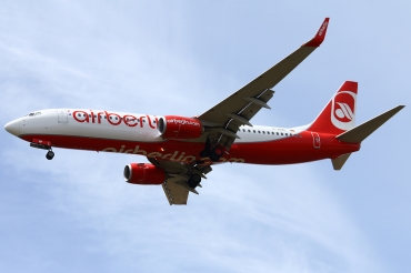 D-ABMP · Boeing 737-86J(WL) · (FCO / LIRF)