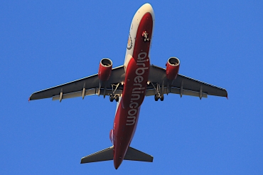 D-ABFK · Airbus A320-214 · (HER / LGIR)