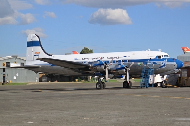 ZS-BMH · Douglas DC-4-1009 · (QRA / FAGM)