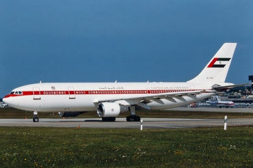 A6-SHZ (354) 1984 Airbus A300B4-620