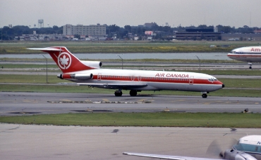 C-GAAQ, (cn 21626), Boeing 727-233ADV