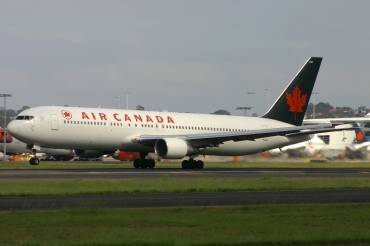 C-FMWP (25583) 1993 Boeing 767-333(ER)