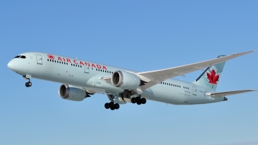 C-FNOI (cn 35268) Boeing 787-9