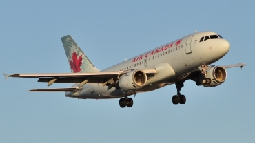 C-GAQZ · Airbus A319-114 · (YUL / CYUL)