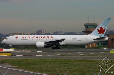 C-FOCA · Boeing 767-375/ER · (SYD / YSSY)