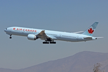C-FRAM (cn 35250) Boeing 777-333ER