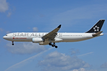 C-GHLM (419) 2001 Airbus A330-343