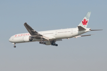 C-FITW (cn 35298) Boeing 777-333ER