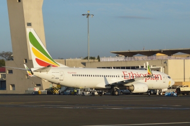 ET-AOA (37939) 2010 Boeing 737-8HO(WL)