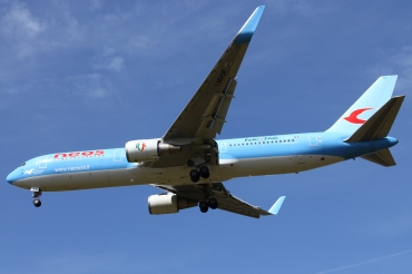 I-NDOF (27610) 1996 Boeing 767-306 ER WL