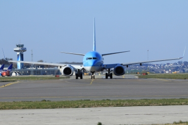 I-NEOS (32733) 2002 Boeing 737-86N WL